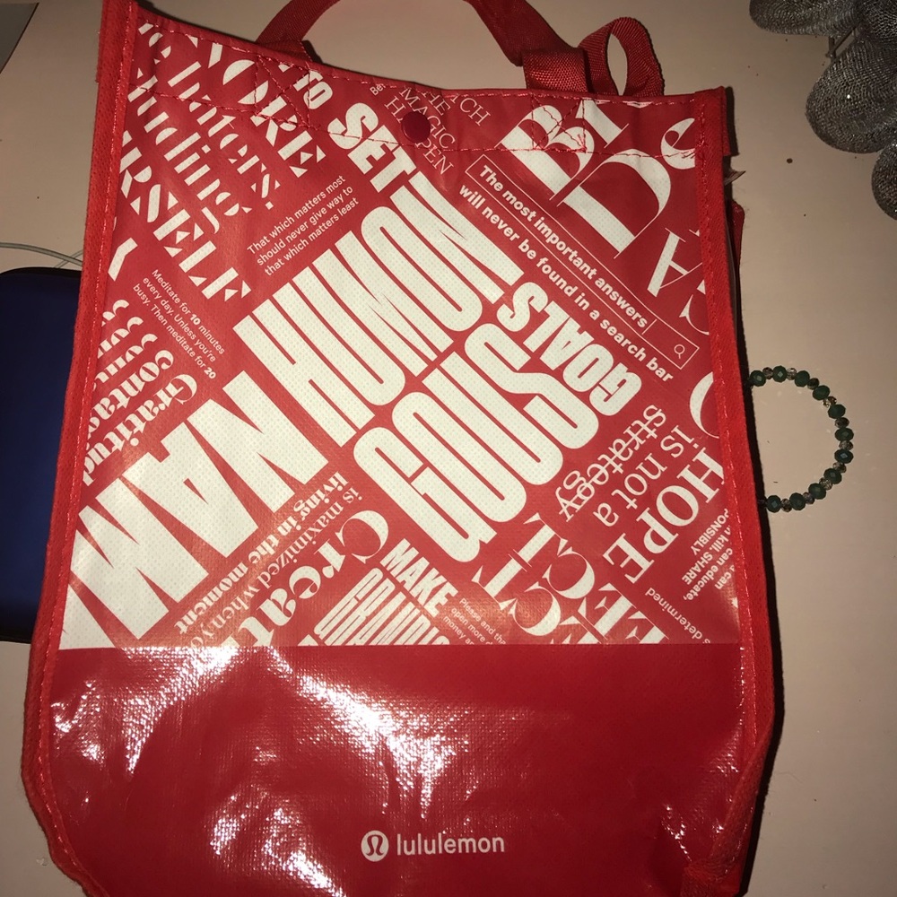 Lululemon bag